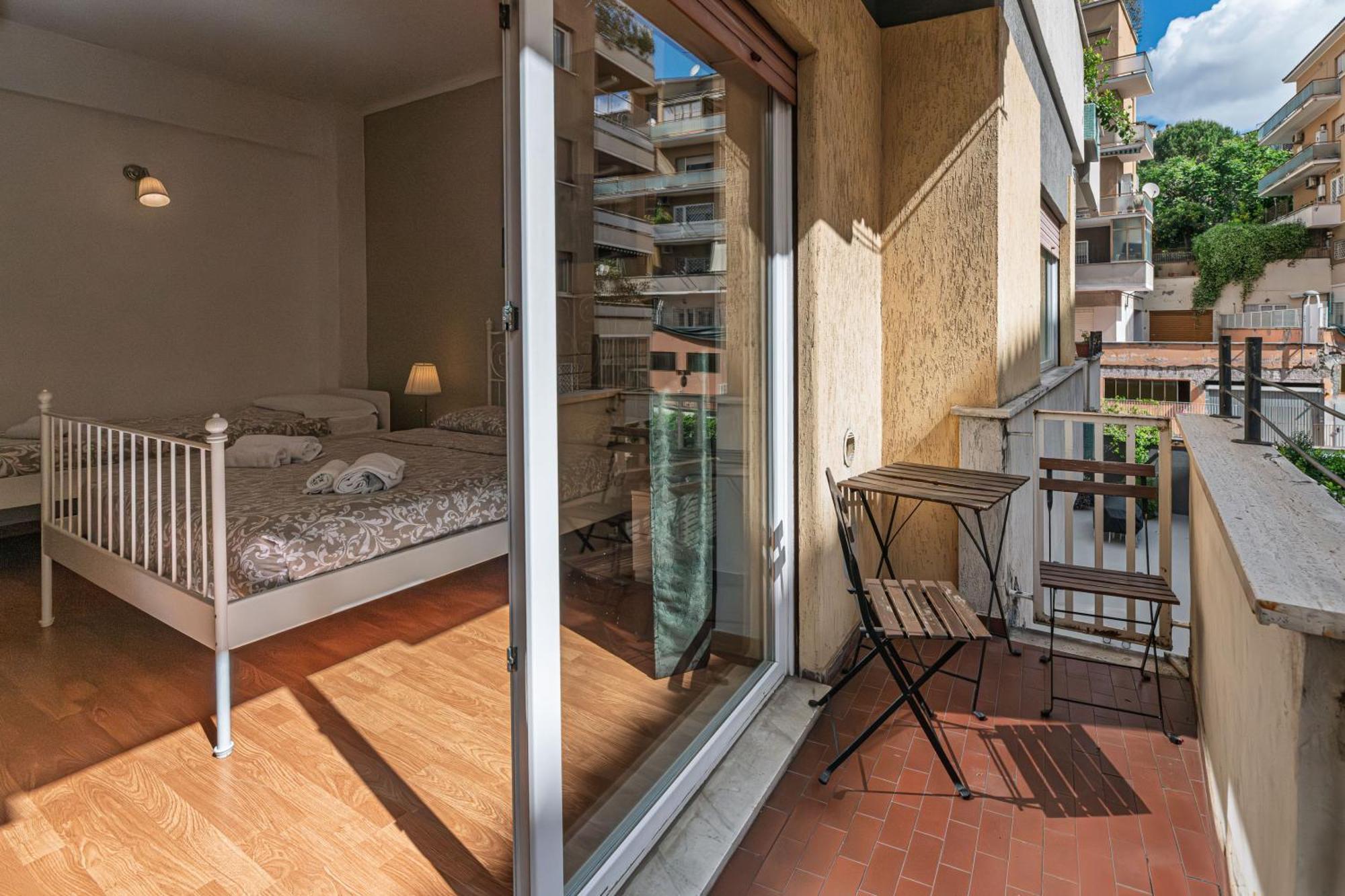 Roma San Pietro Apartment ภายนอก รูปภาพ